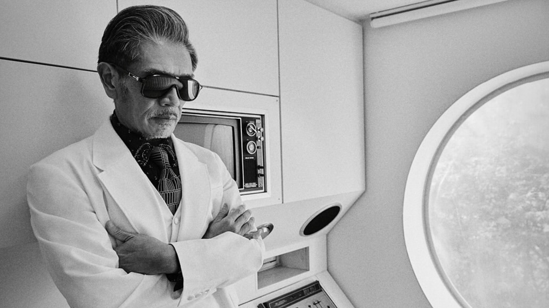 Jacques Marie Mage | KUROKAWA | hyllning till japansk arkitektur och exklusivt eyewear-hantverk