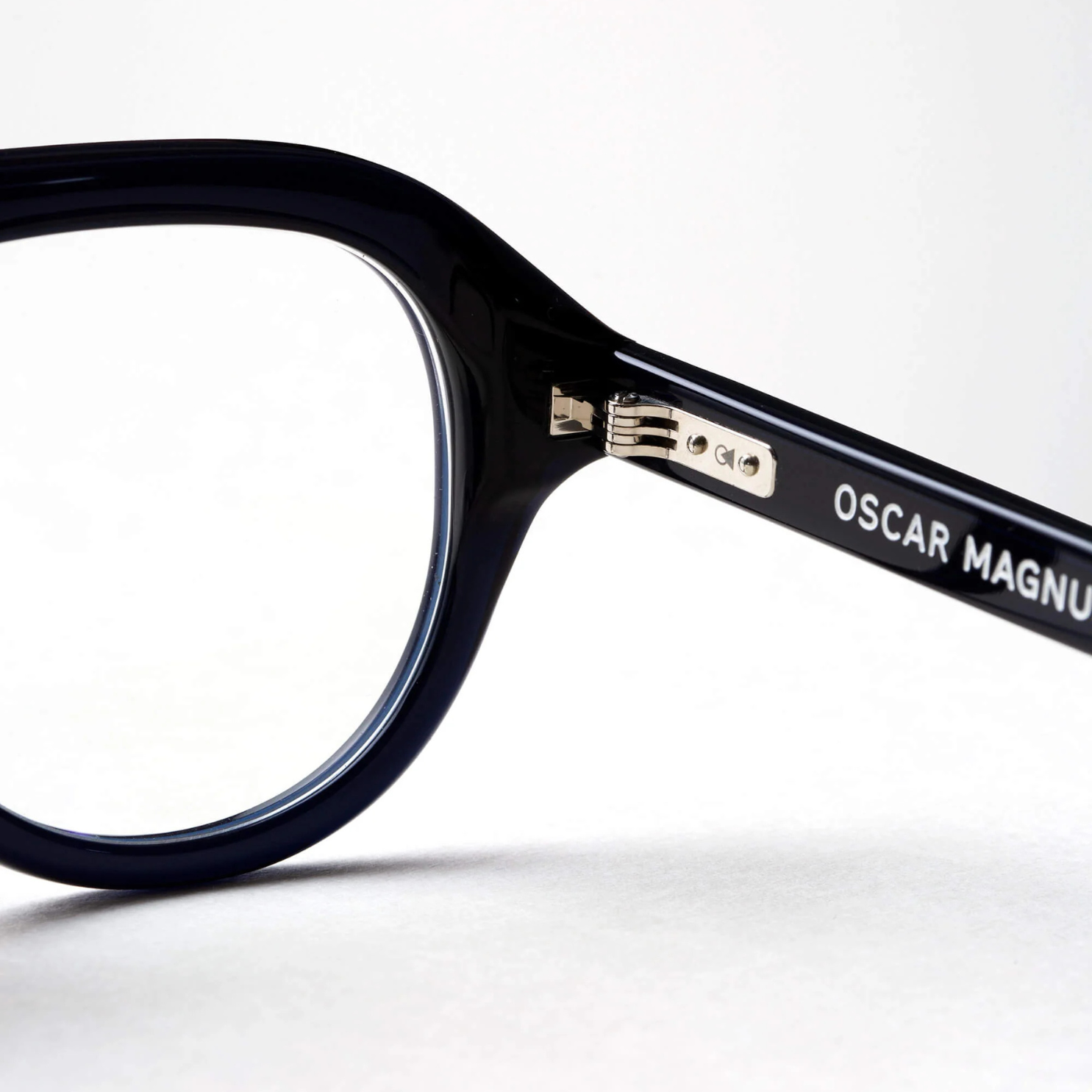 Oscar Magnuson - Sidney OM2